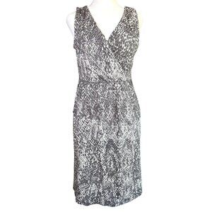 Garnet Hill Starlet Sleeveless Knit Dress‎ Size Small Gray White Pockets Tencel